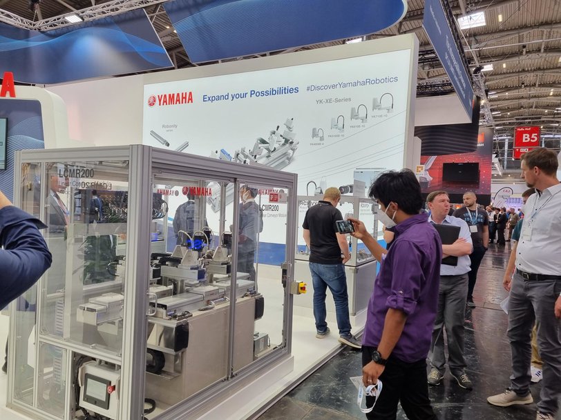 Yamaha muestra una automatización asequible y flexible para los nuevos retos industriales en Automatica 2022